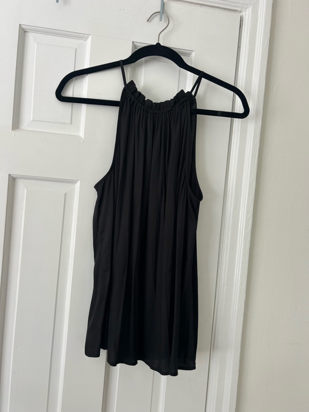 LOFT Black Halter-Style Sleeveless Camisole